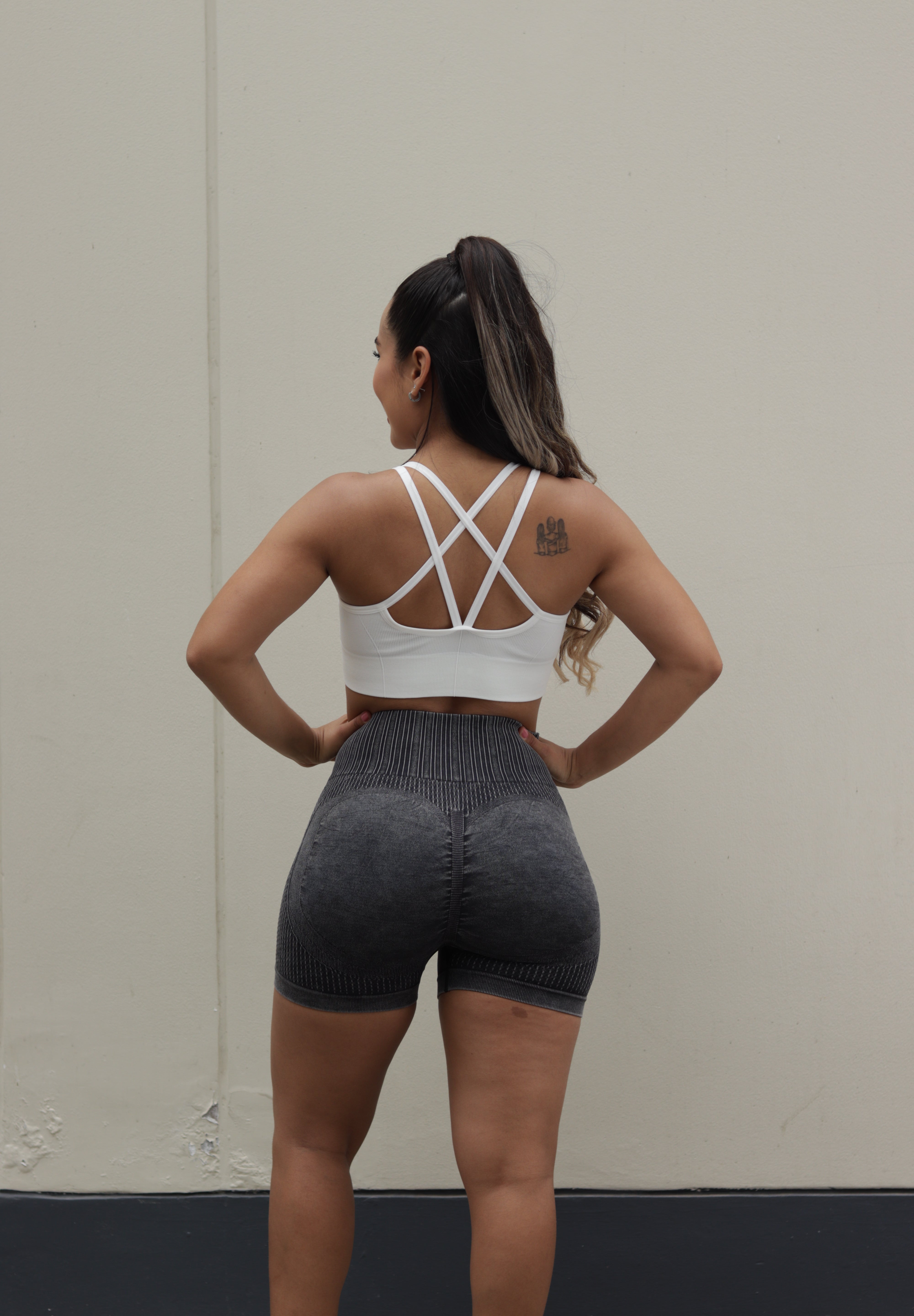 Short rubi negro